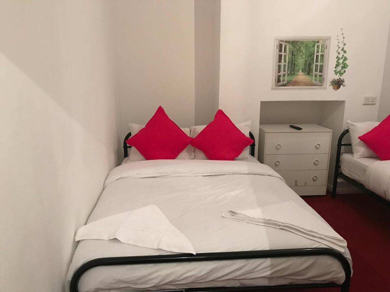 Poplar Guest House London Eksteriør billede
