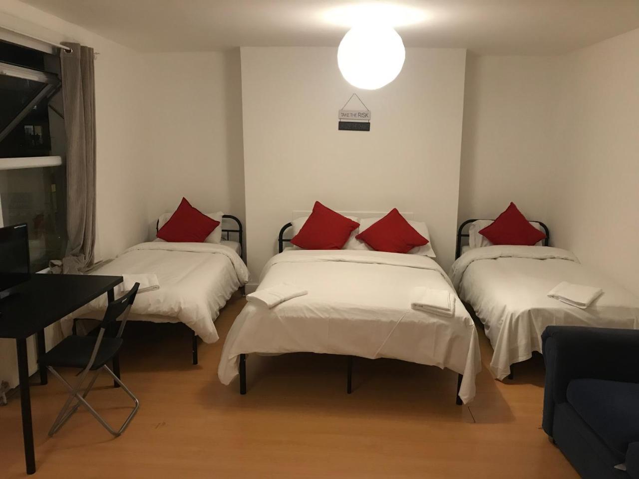 Poplar Guest House London Eksteriør billede