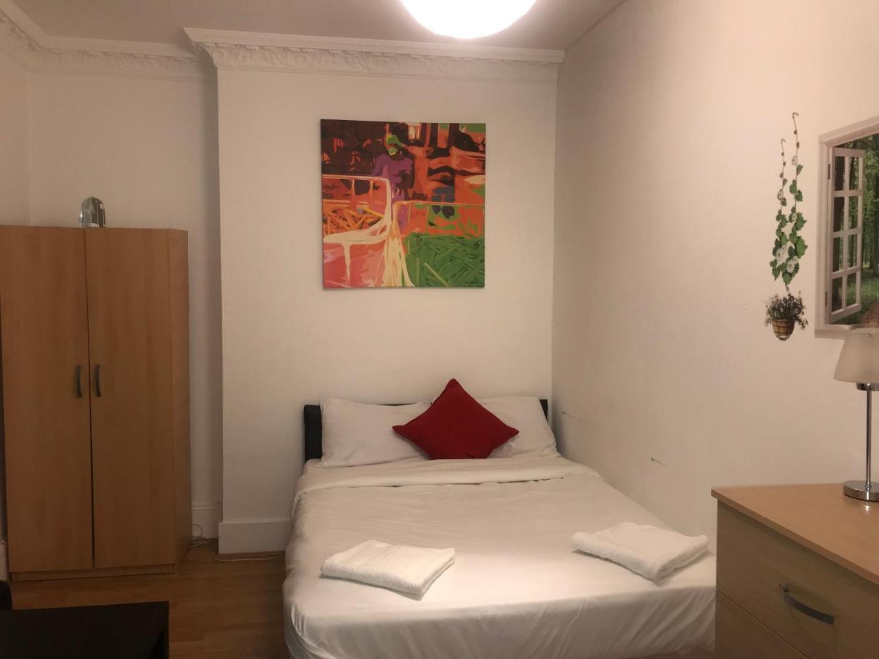 Poplar Guest House London Eksteriør billede